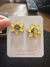 Load image into Gallery viewer, Daffodil studs
