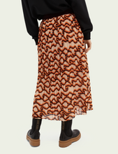 Load image into Gallery viewer, Printed Pleated Midi Skirt