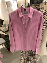 Load image into Gallery viewer, Pale pink stripe regular fit blouse