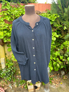 Vesti - Navy Peasant blouse with Broderick Anglais