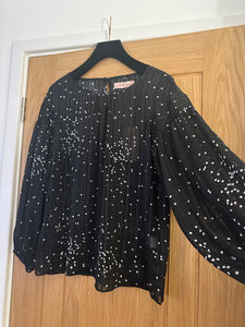 Seasons Top - Black