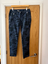 Load image into Gallery viewer, Camouflage Pants -  Navy