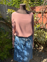 Load image into Gallery viewer, Abi Dusty pink jersey sleeve and crepe top