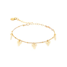 Load image into Gallery viewer, Cream Hearts Beaded Bracelet