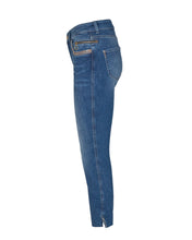 Load image into Gallery viewer, Sumner Shine Studded Jeans