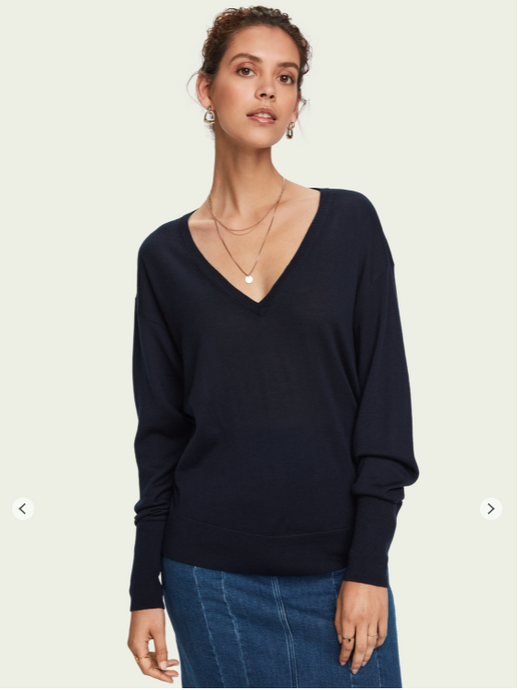 100% Merino wool long sleeve V-neck sweater - last one XS - 8 only