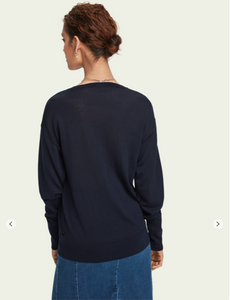 100% Merino wool long sleeve V-neck sweater - last one XS - 8 only