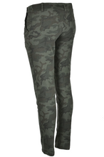 Load image into Gallery viewer, Camouflage Pants Dark Green
