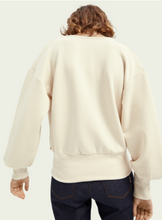 Load image into Gallery viewer, Voluminous sleeved soft sweater - Ecru