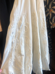 Abbi Embroidery V Neck Top - White