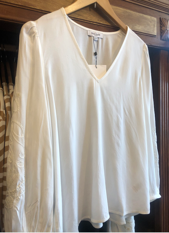 Abbi Embroidery V Neck Top - White