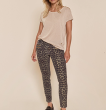 Load image into Gallery viewer, Berlin Savage Jeans