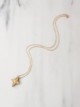 Load image into Gallery viewer, Star Necklace
