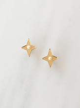 Load image into Gallery viewer, Star Studs