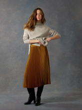 Load image into Gallery viewer, REMINI KNIT LS ROLL NK JUMPER