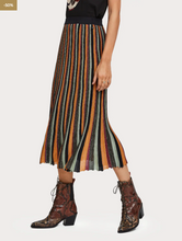 Load image into Gallery viewer, Pleated Lurex Skirt M/L - LAST ONE
