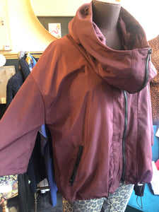 Hood & Zip Rain Jacket - Bordeaux