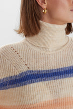 Load image into Gallery viewer, Nueclin Pullover - Cloud Dancer