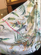 Load image into Gallery viewer, Jungle scarf