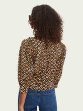 Load image into Gallery viewer, Printed shoulder detailed top