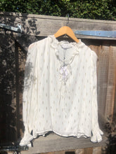 Load image into Gallery viewer, Casey white Shirt
