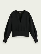 Load image into Gallery viewer, Voluminous sleeved soft sweater - black