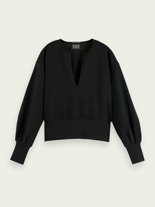 Voluminous sleeved soft sweater - black