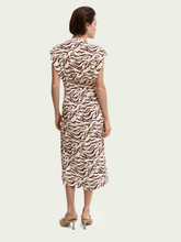 Load image into Gallery viewer, Sleeveless wrap dress