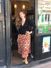 Load image into Gallery viewer, Black Cotton-blend wrap top