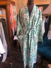 Load image into Gallery viewer, Mint WINTER JASMINE Robe